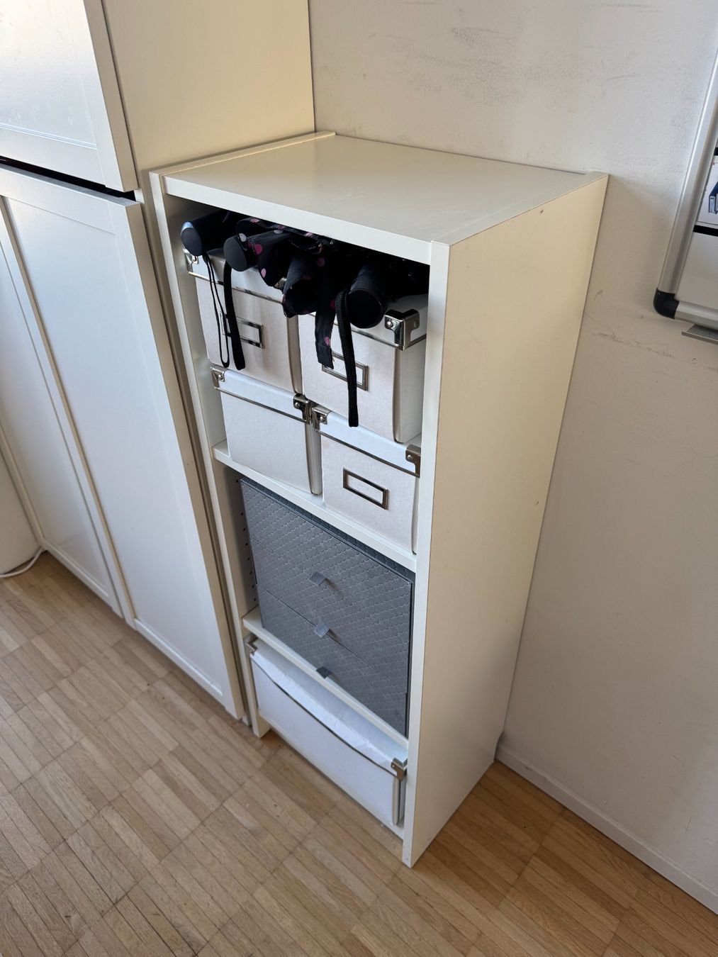 Ikea Regale: Kleines Ikea Billy Regal, weiss – Gebraucht aus Zürich von Bersling