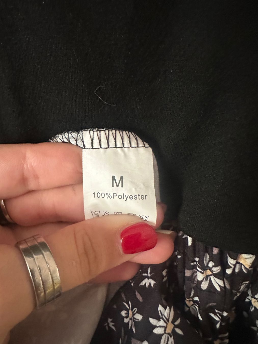 Kleider: Kleid Schwarz Blumenmuster Grösse M 100% Polyester – Neu (gemäss Beschreibung) aus Schaan von Hermine2018 1