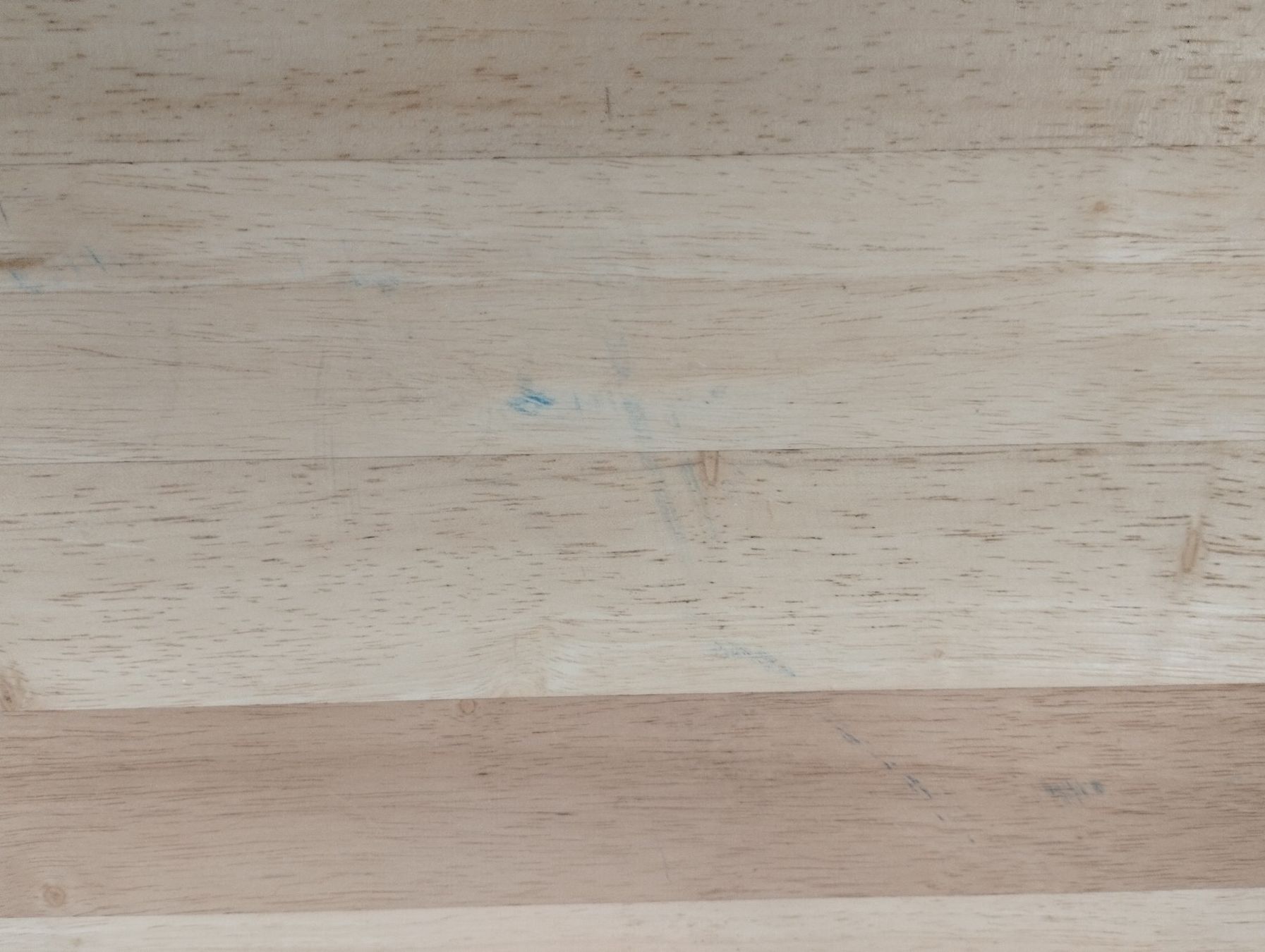 Tische: Kinder-Holztisch – Gebraucht aus Schübelbach von Restwert_Schubelbach 7