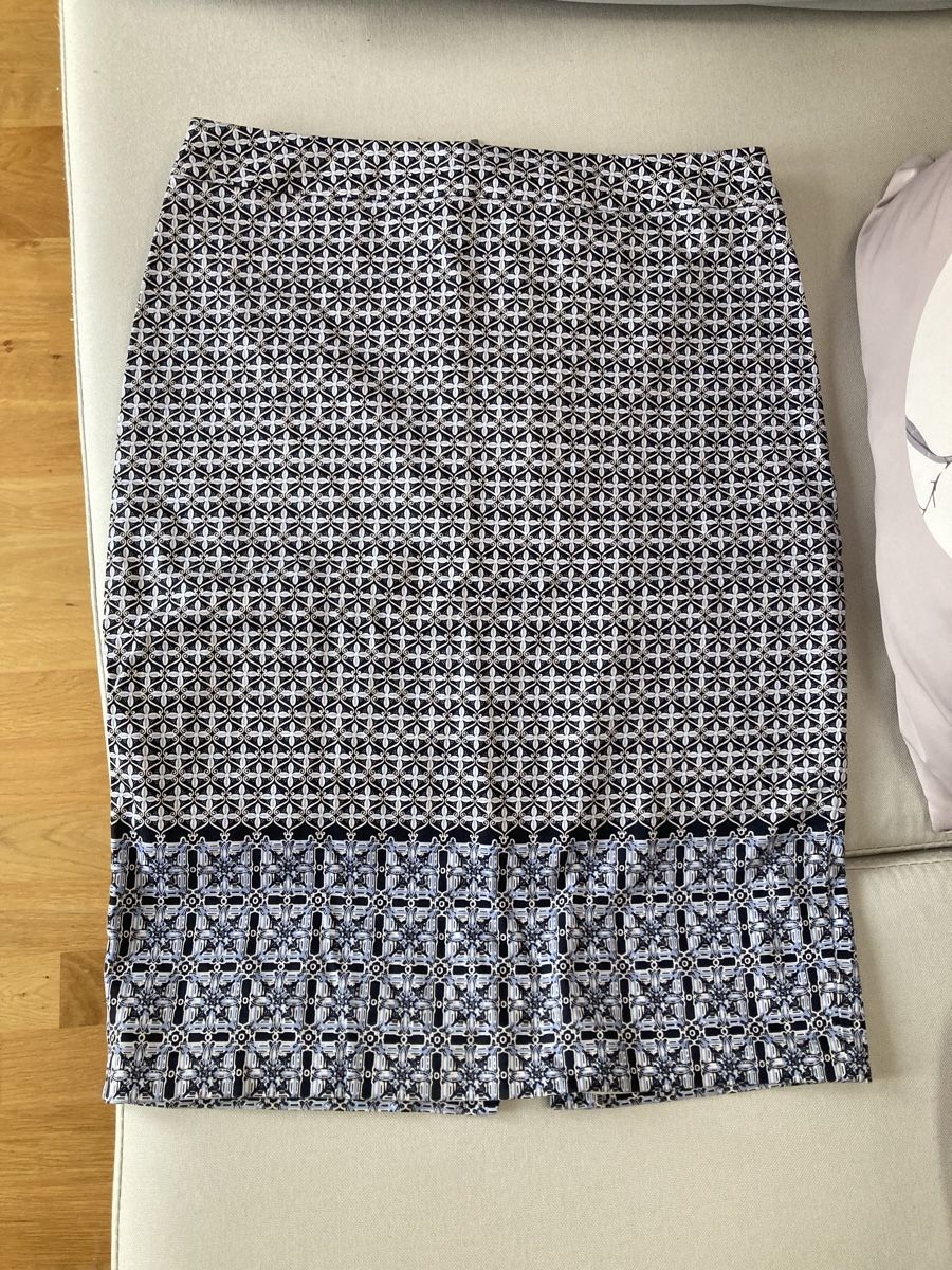 Jupes: Skirt – Neuf (Voir description) à Perroy par san_jxr8 1