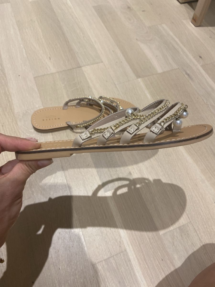 Damenschuhe: Sandalen mit Perlen – Neu (gemäss Beschreibung) aus Zürich von mar_v57y 3