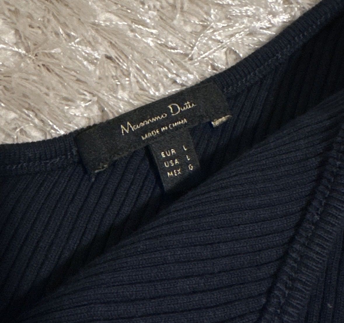 Massimo Dutti Kleiderpakete: 2 Massimo Dutti Tops – Gebraucht aus Uitikon Waldegg von Amour_Zurich 2
