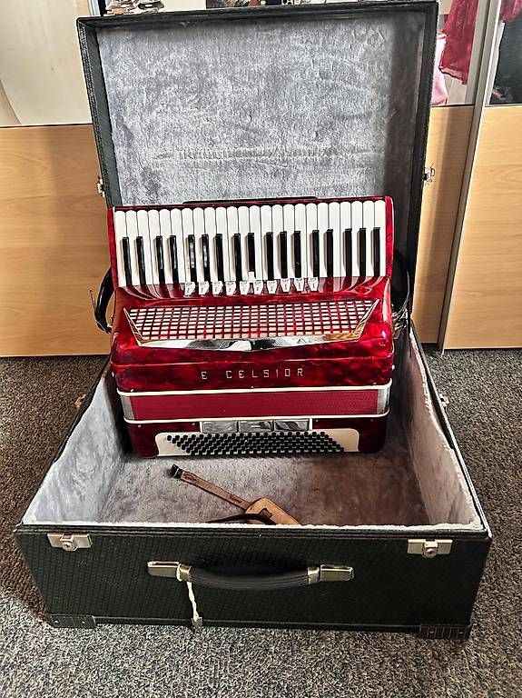 Excelsior Musikinstrumente: Accordéon Excelsior – Gebraucht aus Yverdon-les-Bains von AlexanderN11 3