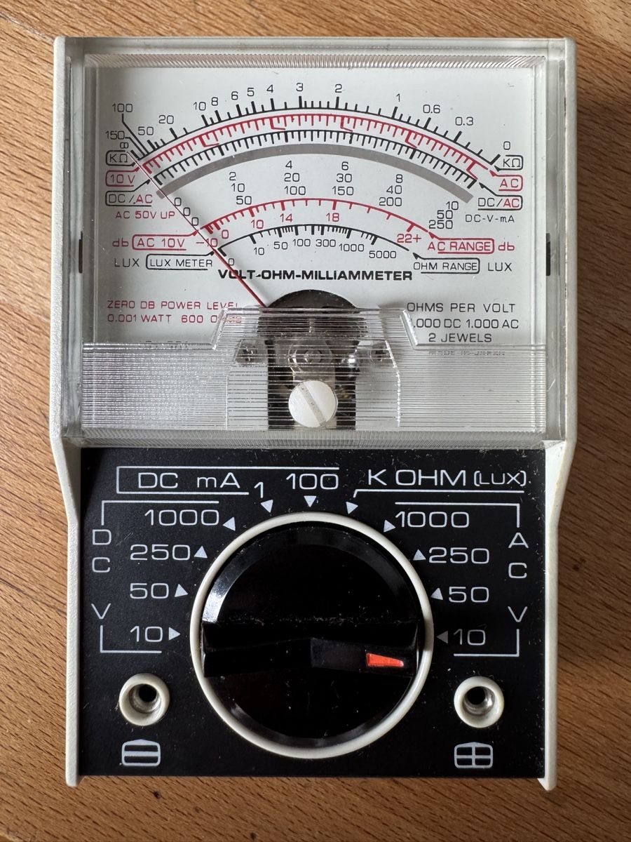 Misurare: Alter Multimeter Model 301 – Difettoso da Zürich venduto da Tlyupios