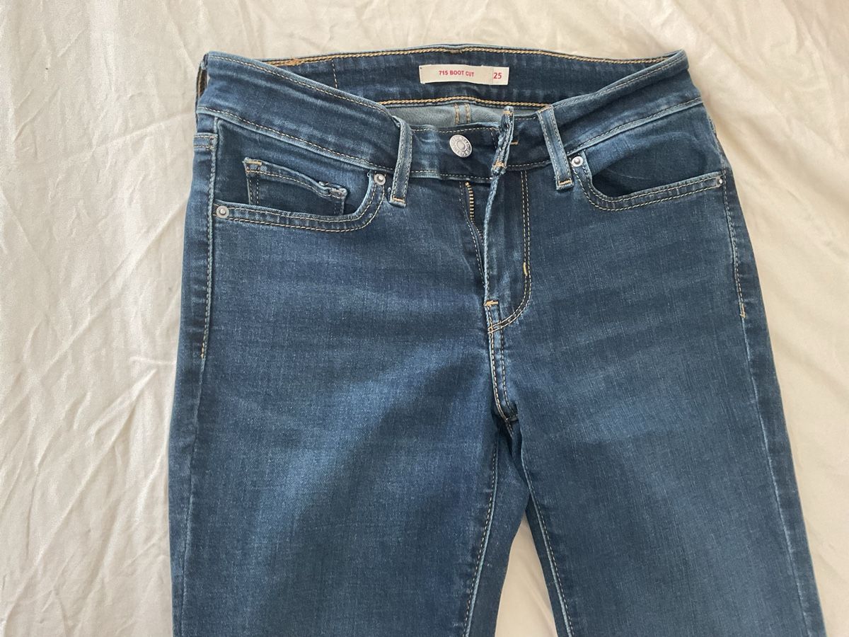 Jeans: Levi’s Damen Bootcut Jeans – Gebraucht aus Ottenbach von aks_wyt2 1