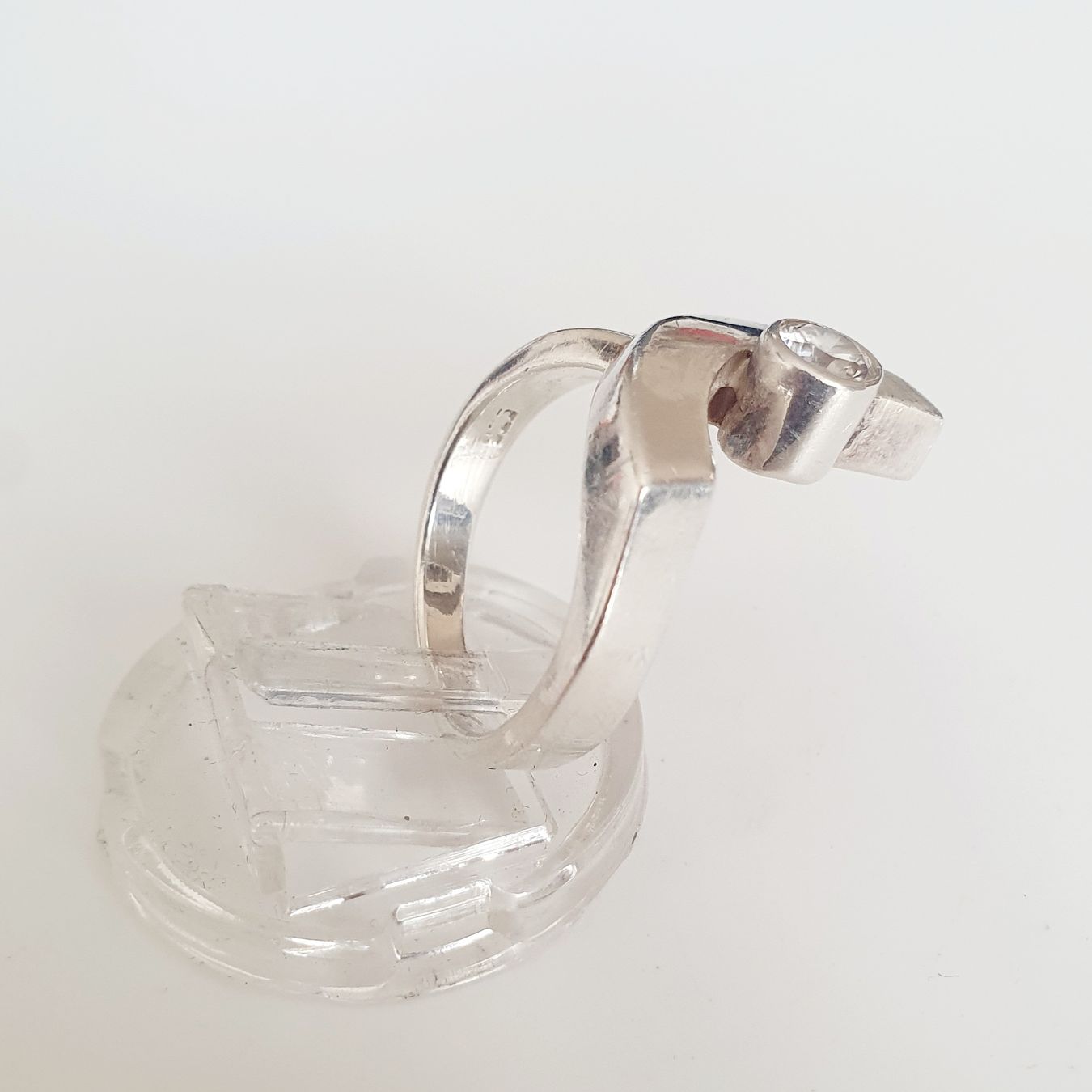 Bagues: Silberring 925 er  mit Stein Grösse  18,2 mm – D'occasion à Kreuzlingen par Wunderkiste123 8