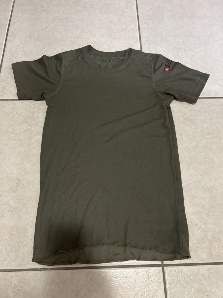 Schweizer Armee T-shirt: Schweizer Armee T-Shirt 06 – Usato da Wald ZH venduto da rida96