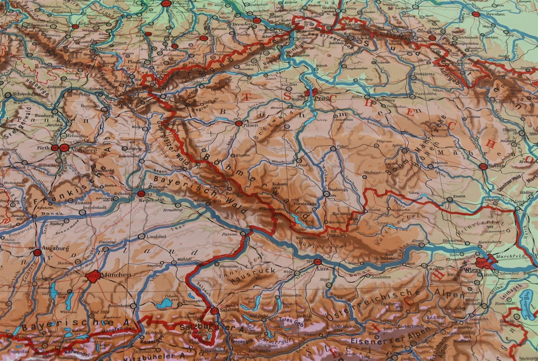 Cartine & Atlanti: XL Schulwandkarte "Mitteleuropa" – Usato da Birrwil venduto da brandschatz_birrwil 2