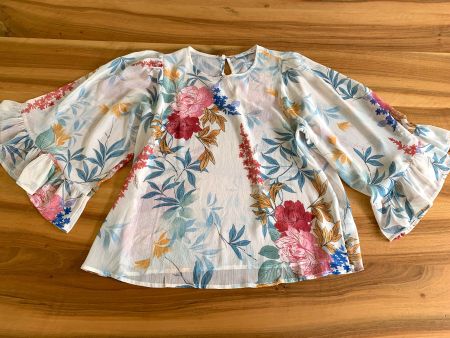 ESPRIT wunderschöne Bluse mit Trompetenärmel Gr XS