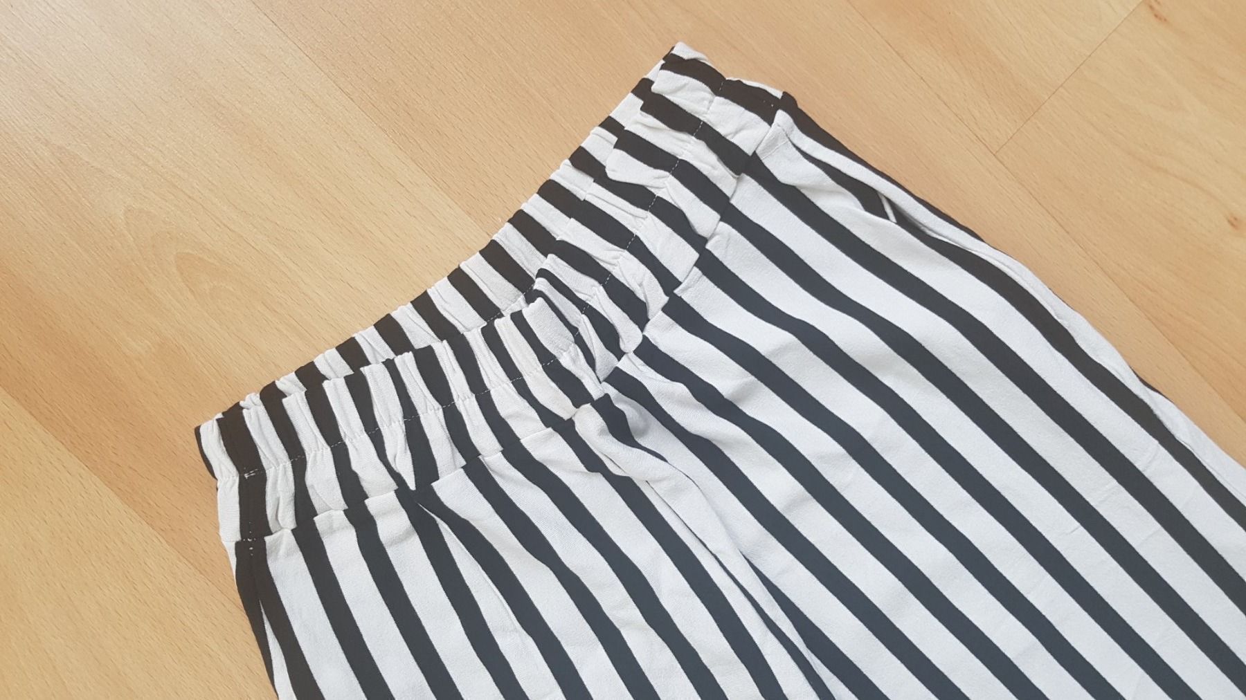 Hosen: Hose Gr. M – Neu (gemäss Beschreibung) aus Schöfflisdorf von CrRG21 2
