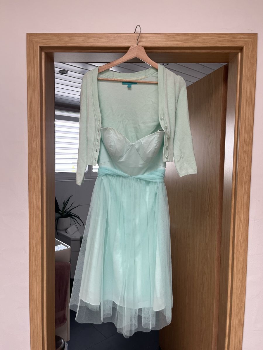 Vestiti: Fever Kleid mit Jacke Grösse S – Usato da Frauenfeld venduto da ste_5h8b