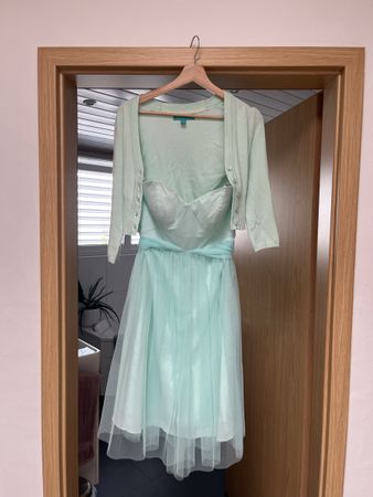 Fever Kleid mit Jacke Grösse S