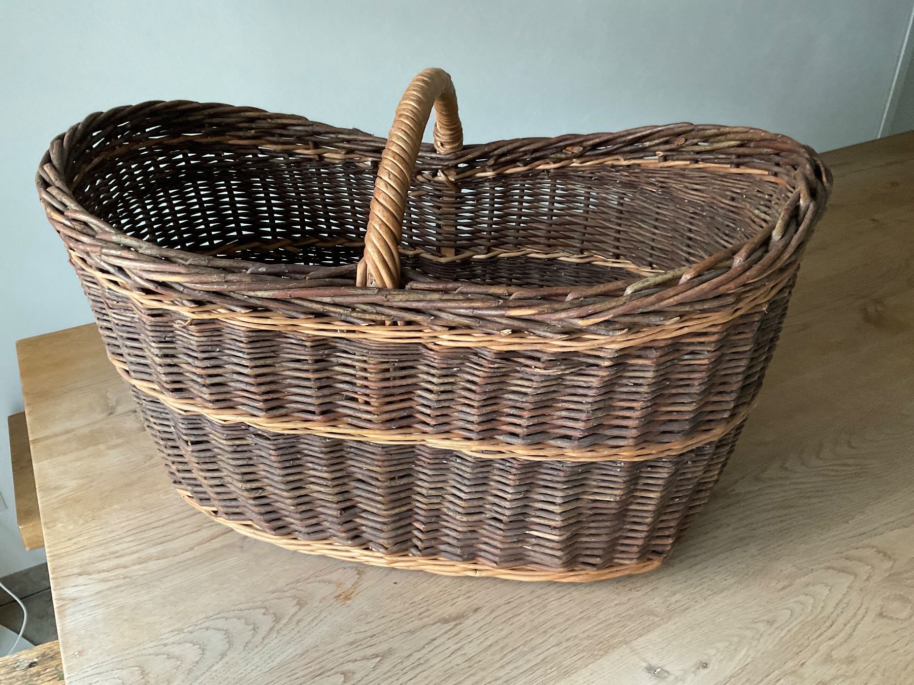 Altro per la casa: Grosser Weidekorb handmade – Usato da Uhwiesen venduto da cinnaj