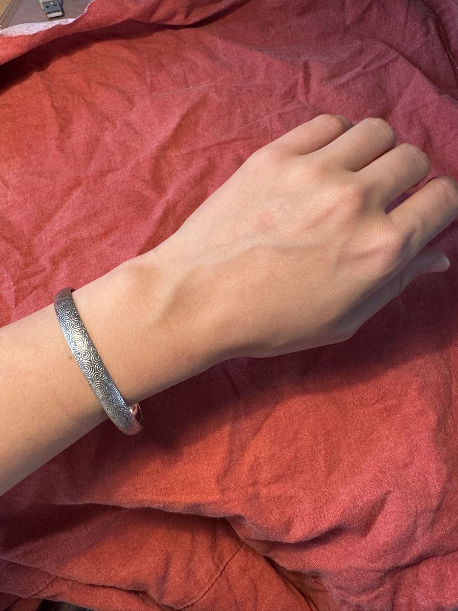 Bracelets: Armreif mit Spiralmuster – Neuf (Voir description) à Oensingen par Shellybubble1 1