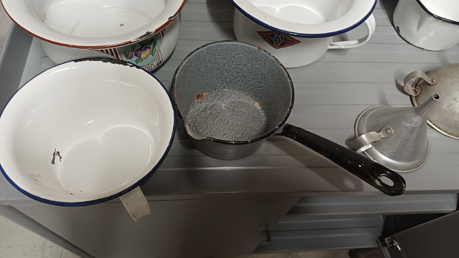 Casseroles: Email Gefäse  – D'occasion à Flawil par Naphtali 6