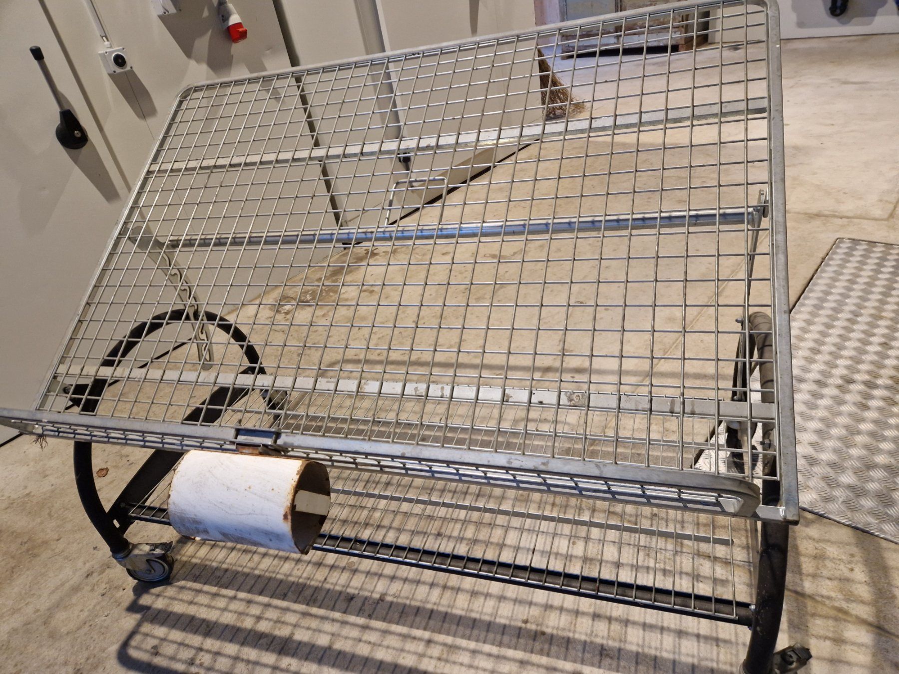 Scaffali: Verkaufsregal für Hofladen oder Markt – Usato da altnau venduto da kiwi2