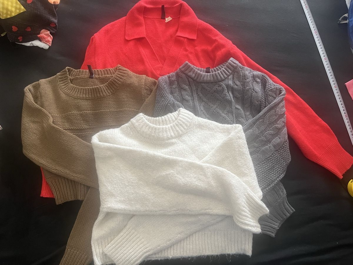 Lotti di vestiti: Damen Pullover Set 4 Stück, verschiedene Farben – Nuovo (secondo la descrizione) da Olten venduto da sae_82z2 5