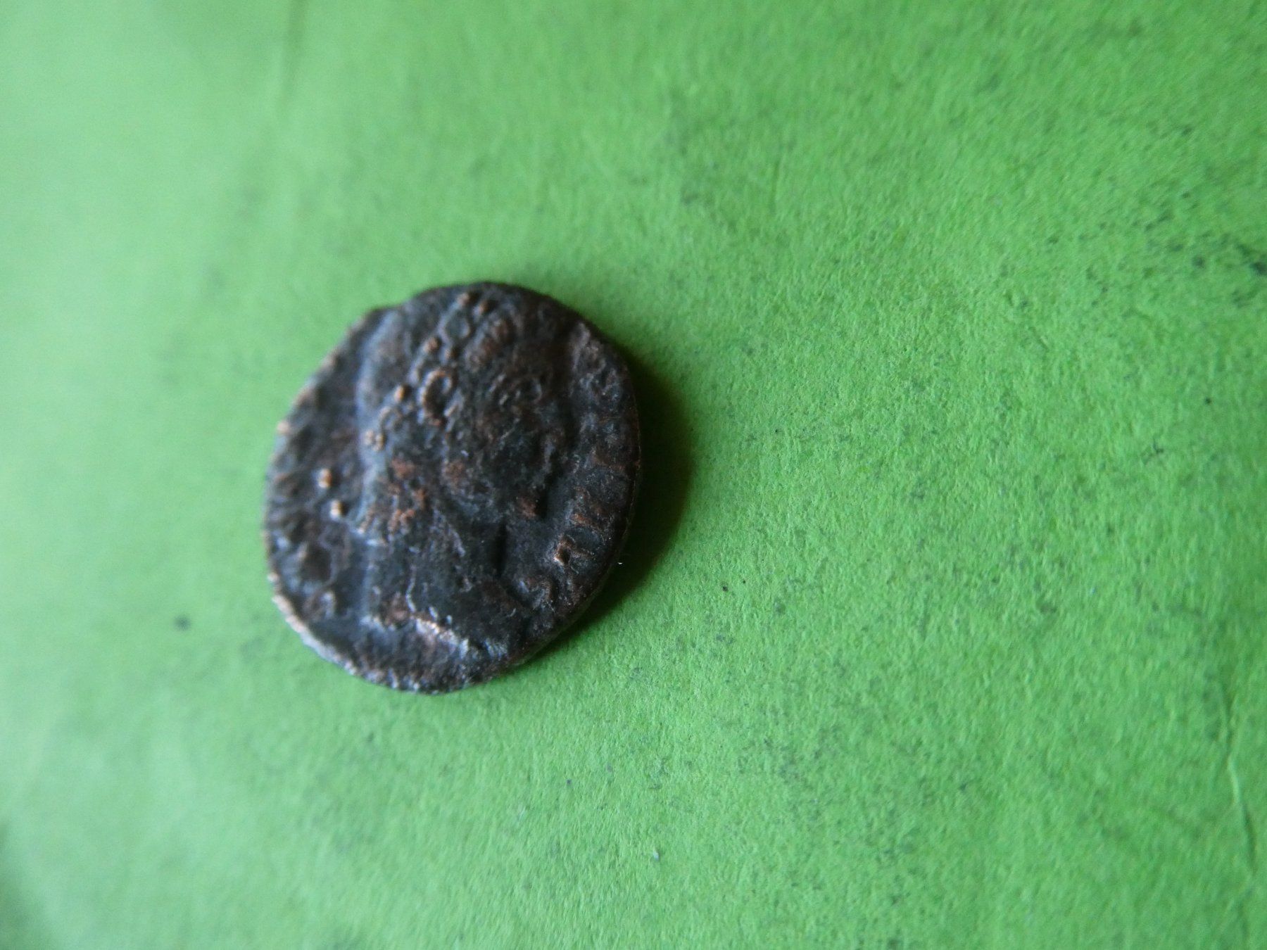 Tutti le monete: uralte Bronzemünze  14 mm     1.47 g – Usato da Hinterforst venduto da Rohusri 1