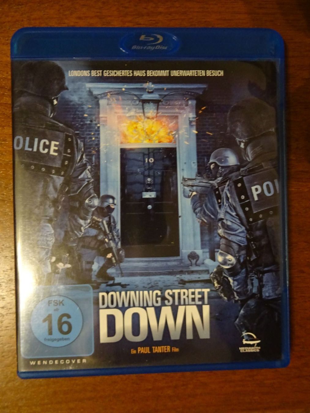 Tutti i DVDs: Downing Street Down – Nuovo e nell'imballaggio originale da Erstfeld venduto da Mario_boe0