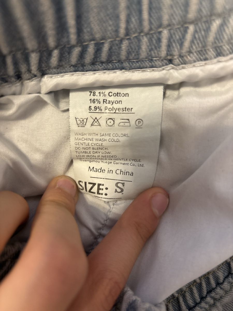 Jeans: Blaue Jeans Grösse S – Gebraucht aus Münchenstein von FlavioDe 3
