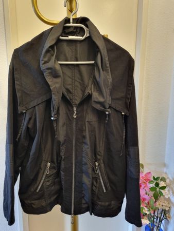 Damen Jacke Bonita schwarz mit Reissverschluss Grösse XL