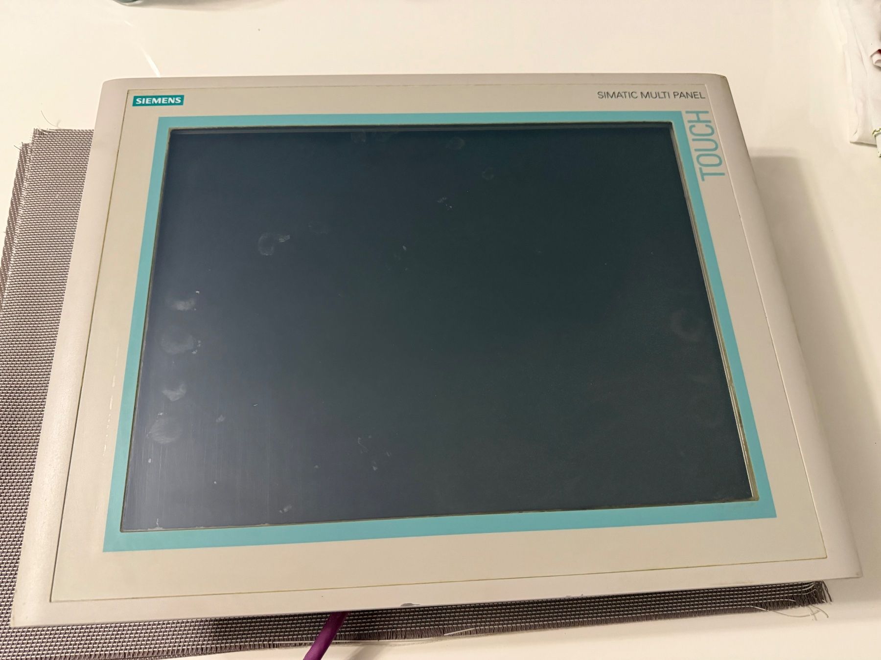 Siemens Steuerung: Siemens SIMATIC MULTI PANEL TOUCH – Gebraucht aus Chavannes-prés-Renens von Noku_1