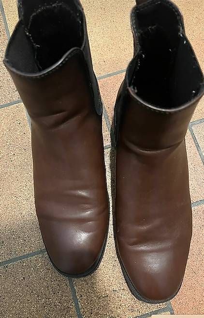 Scarpe da donna: Damenstiefel, Gr. 39 – Usato da Strengelbach venduto da Luftschutzsoldat