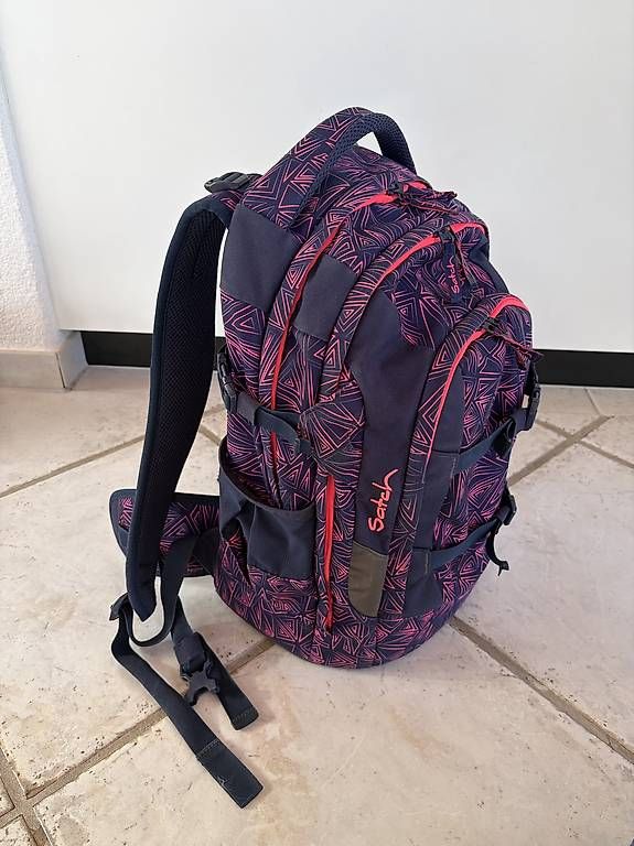 Sacs & sacs à dos: Satch Schulrucksack / Schulthek – D'occasion à Schönenberg ZH par Helicase