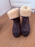 UGG Stiefel mit Lammfellbesatz dunkelgrau Grösse 38
