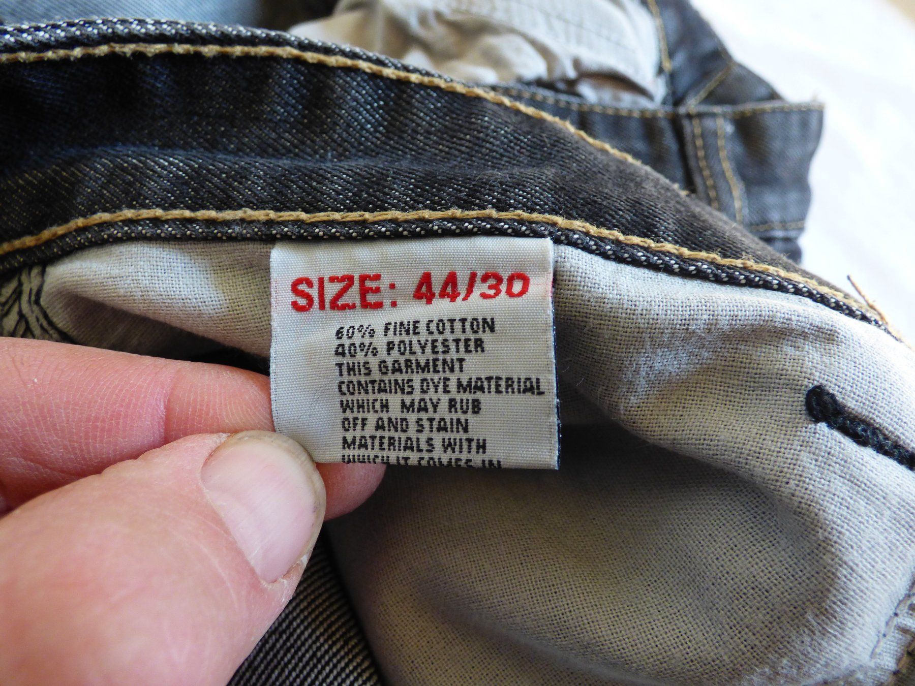 Hosen: 2 schwarze Jeans (Gr. 44/30) – Gebraucht aus Zürich von Goulliver 2