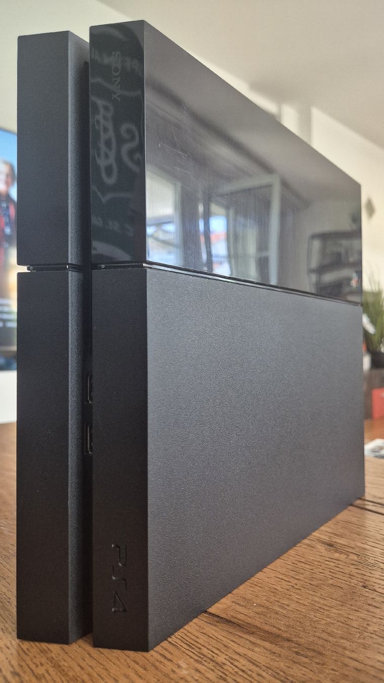 Sony Konsolen: Sony PlayStation 4 PS4 500GB Schwarz – Gebraucht aus Au SG von AlenCompany 1