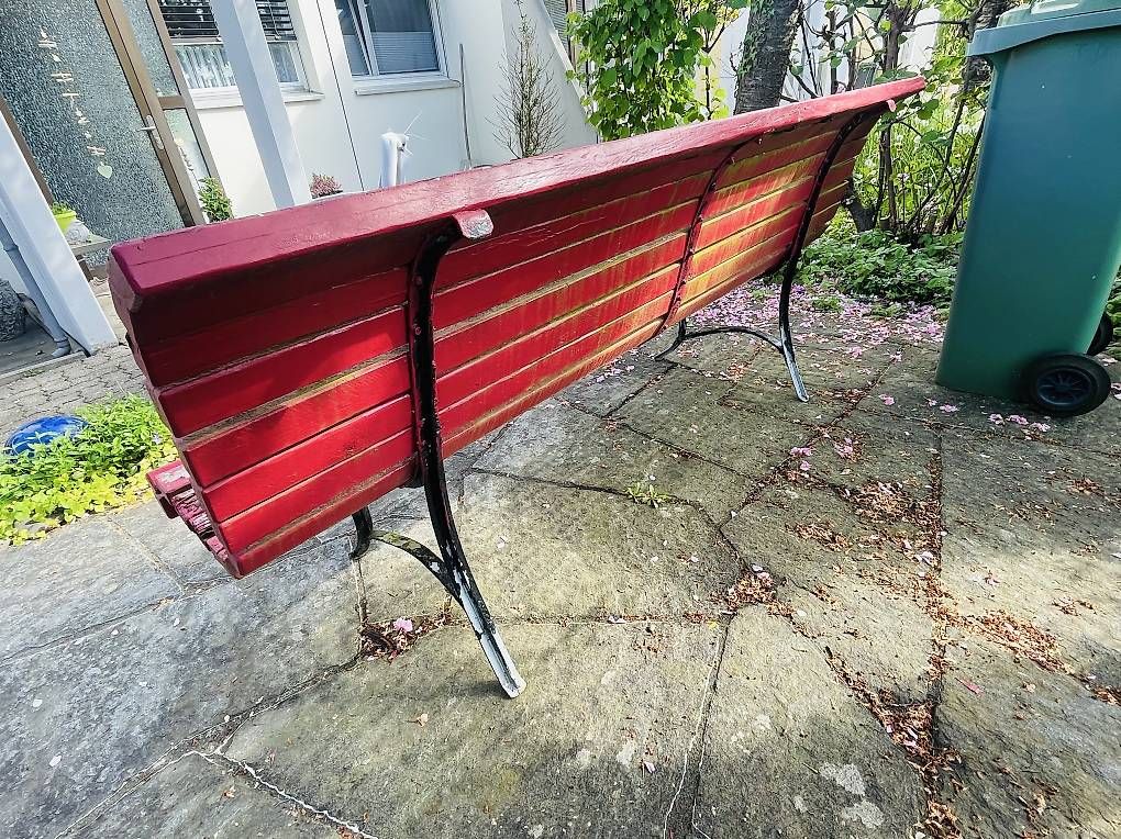 Panchine: Alte Robuste Holz Bank – Usato da Luzern venduto da Dali-T 2