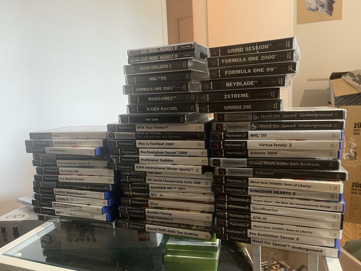 Sony Jeux: Jeux PS1 et PS2 – Défectueux à Chavannes-près-Renens par Fuzzyboy