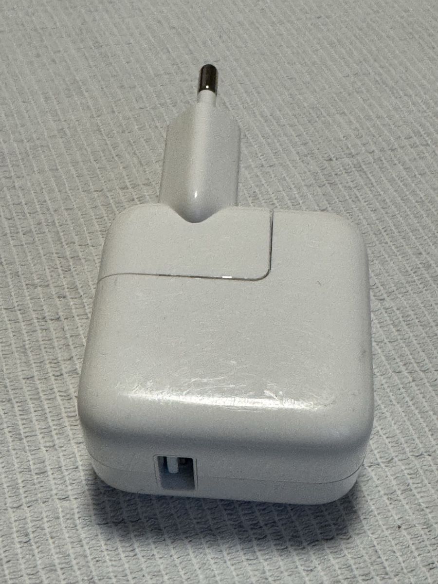 Apple Caricabatterie: Apple 12W USB Power Adapter – Usato da St. Margarethen TG venduto da Apple_Lovers