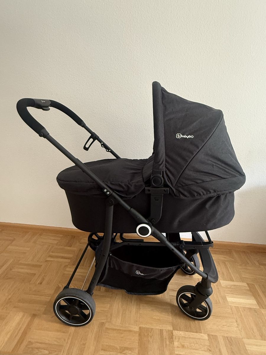 Carrozzine: Kinderwagen neu – Nuovo (secondo la descrizione) da Basel venduto da Rodriguez_Erika