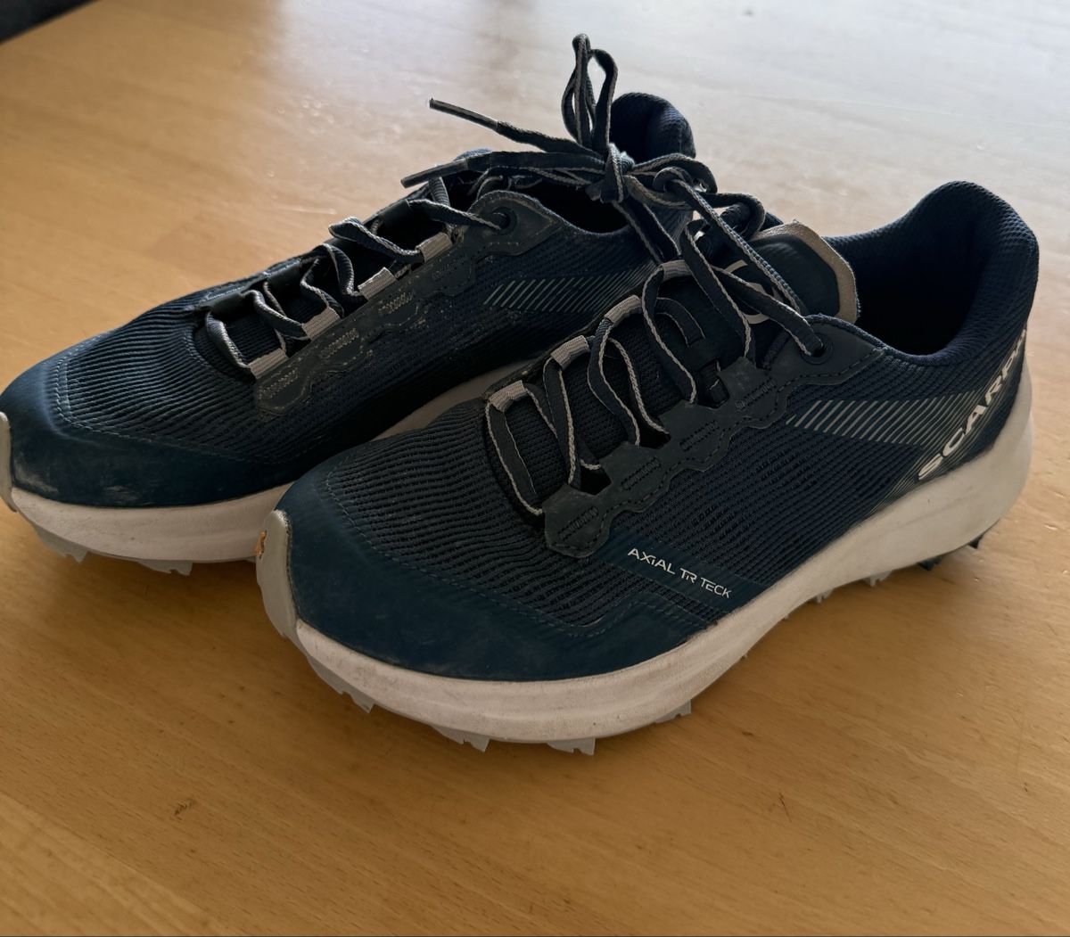 Herrenschuhe: Scarpa Trekking Schuhe 35 – Gebraucht aus Samedan von cobol01
