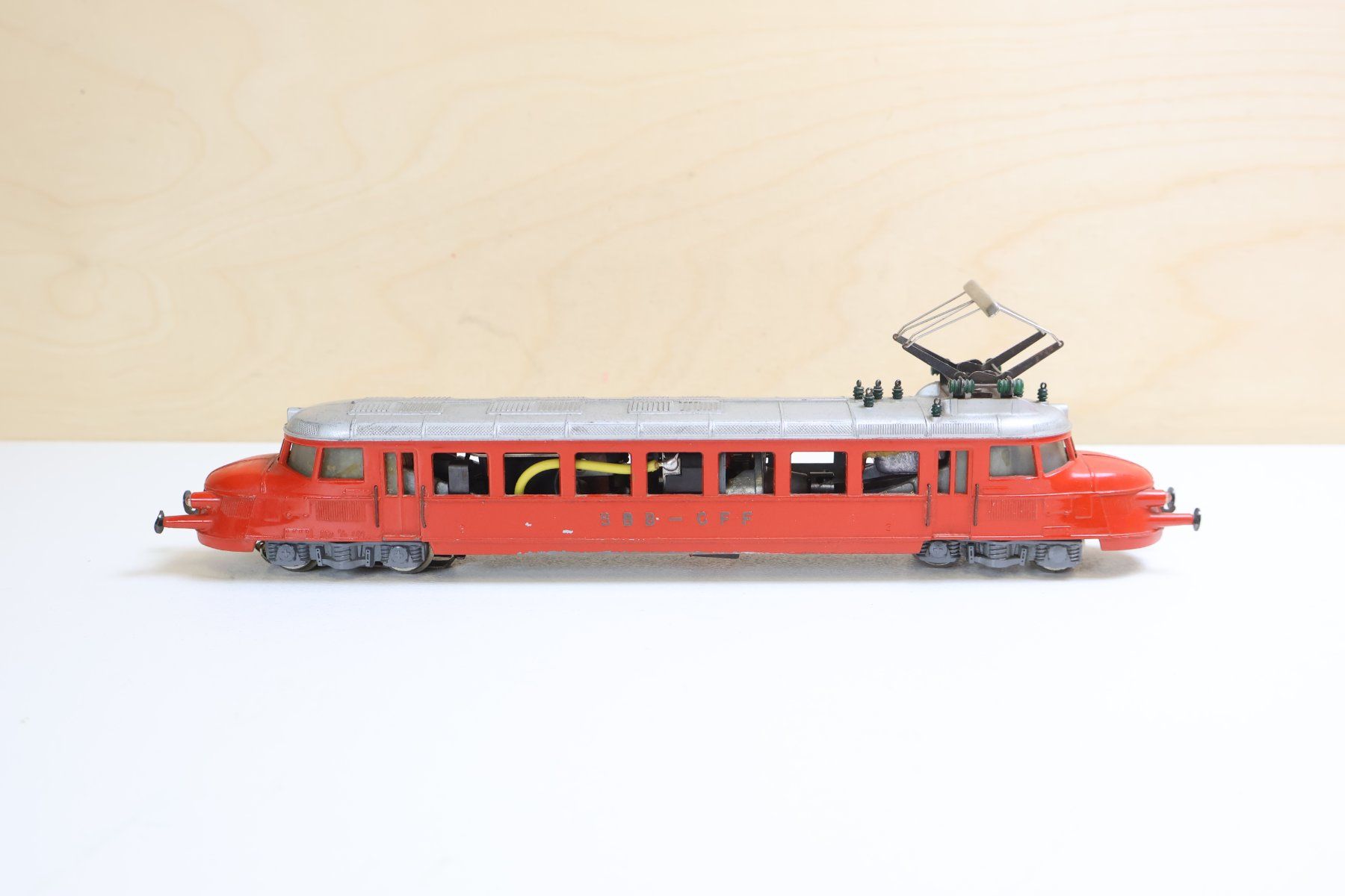 Hag Modellini di ferrovie: HAG SBB Roter Pfeil Triebwagen - Nr. 100 AC – Difettoso da Winterthur venduto da Monstera 6