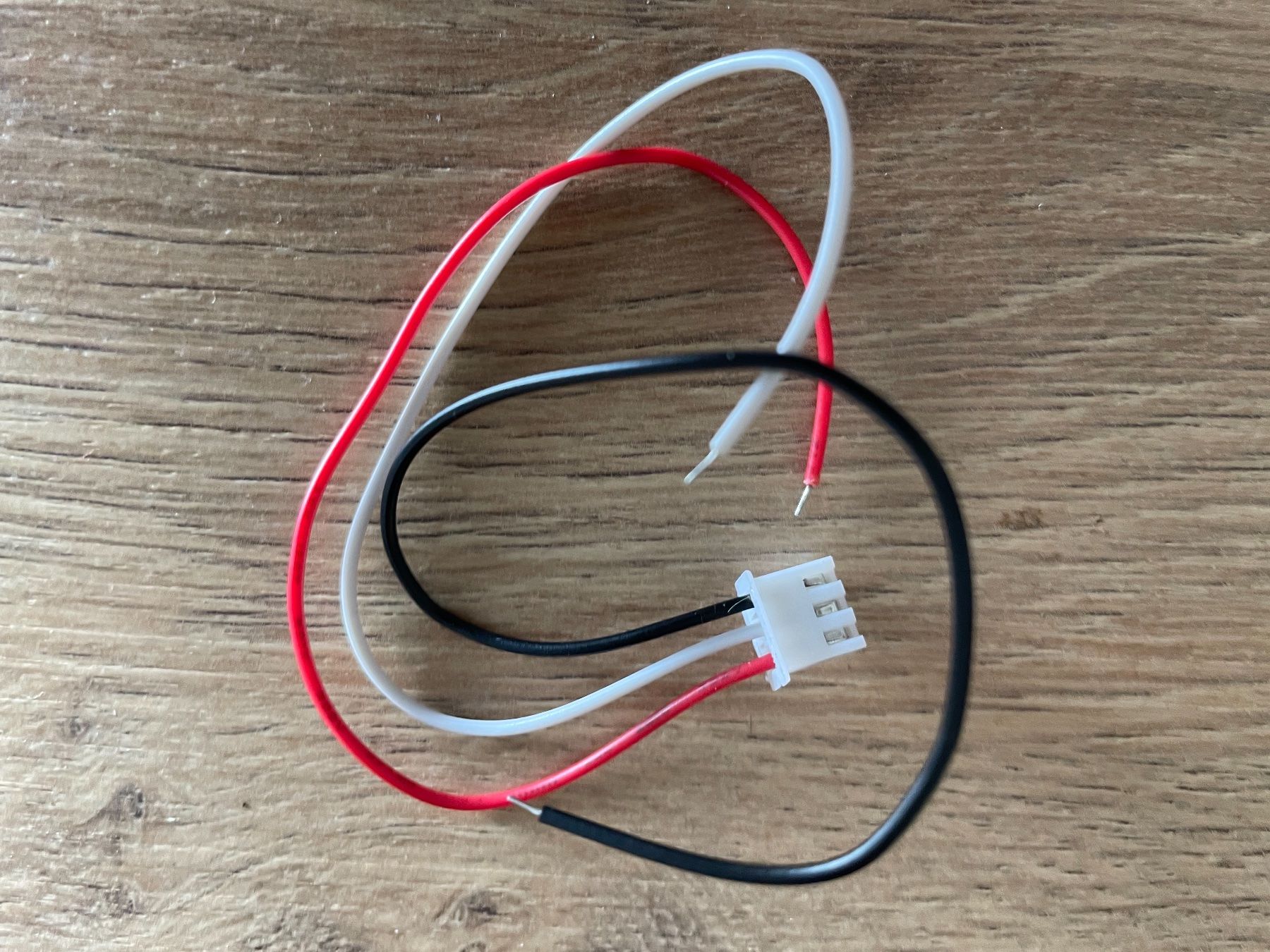 Tutti pezzi di ricambio auto: Voltmètre  0-100V LED Rouge – Nuovo e nell'imballaggio originale da Denges venduto da Ricautomotive 3