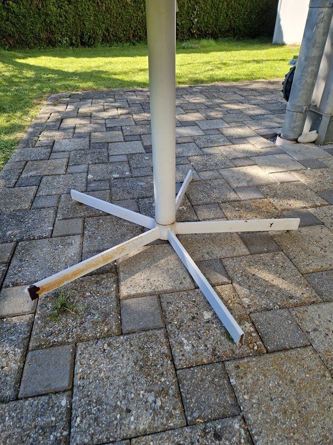 Tische: Gartentisch – Gebraucht aus Willerzell von Tell08 2