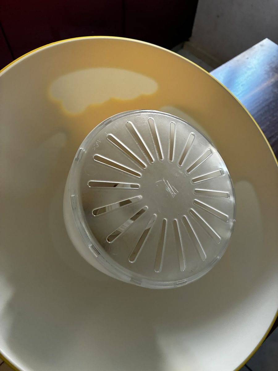 Ikea Lustres & lampes de plafonds: Ikea Skojig Yellow – D'occasion à Le Brassus par val_c8d8 1