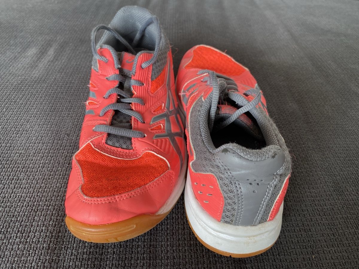 Asics Scarpe per ragazzi: Asics Hallenschuhe  – Usato da Oberdiessbach venduto da Magalli 2