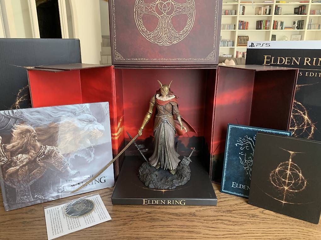 Giochi: Elden Ring Collectors Edition PS5 + 2 Bücher – Nuovo (secondo la descrizione) da Solothurn venduto da Niyzuh 1