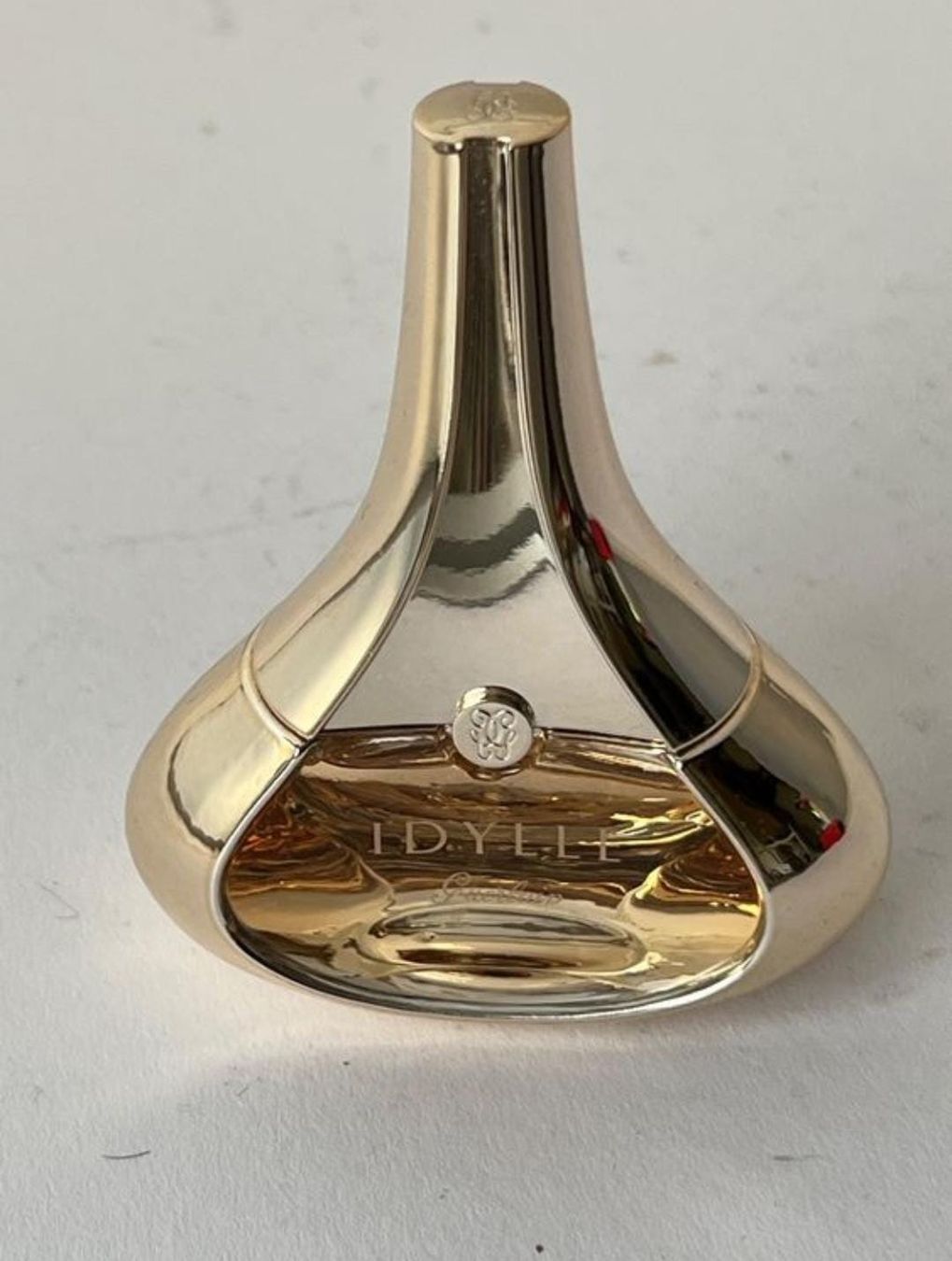 Guerlain Parfum & Eau de Toilette: Eau de Parfum GUERLAIN Idylle 35ml – Gebraucht aus Kestenholz von Porsche117
