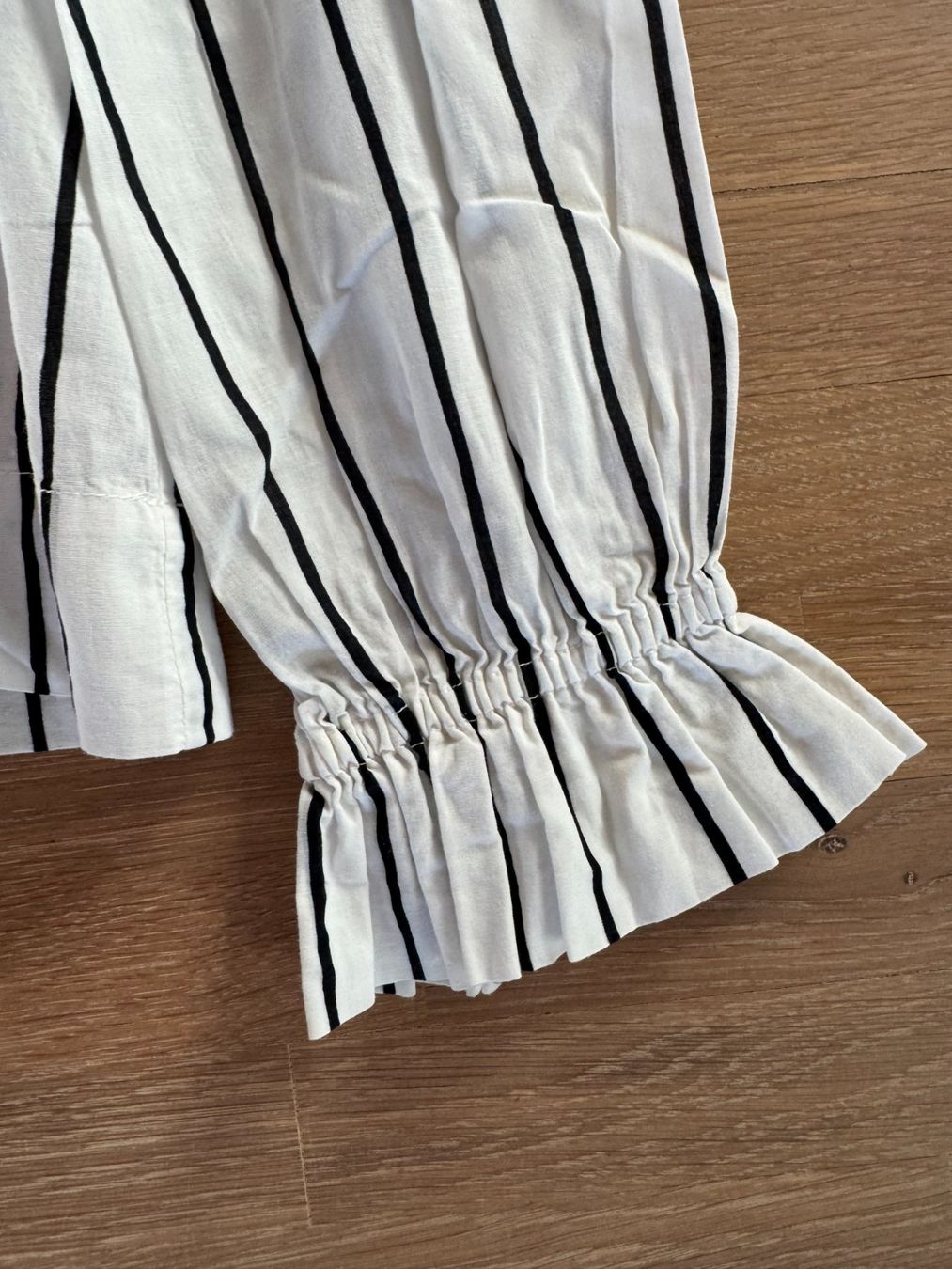 Zara Top: Blouse rayée Zara col volanté – Usato da Rossemaison venduto da Carduelis 4
