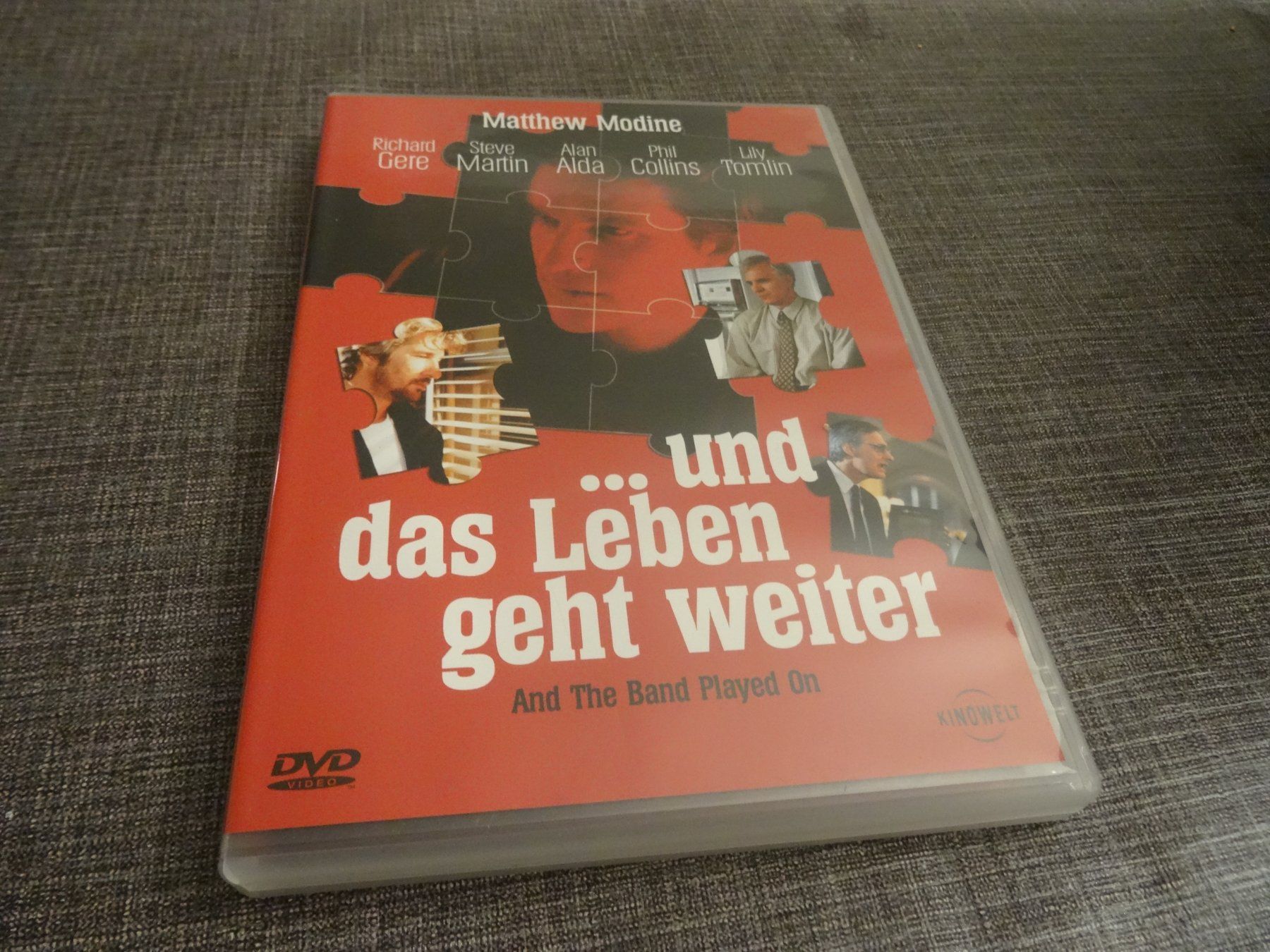 Alle DVDs: DVD: ... und das Leben geht weiter Matthew Modine – Gebraucht aus Olten von Disc-Verkauf