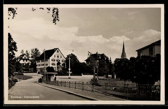 Cartes postales: AK Zollikon, Dufourplatz – D'occasion à Berlin par bartko-reher