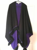 Warmer PONCHO Schwarz Violett Cape grosse Strickjacke Neuw.!
