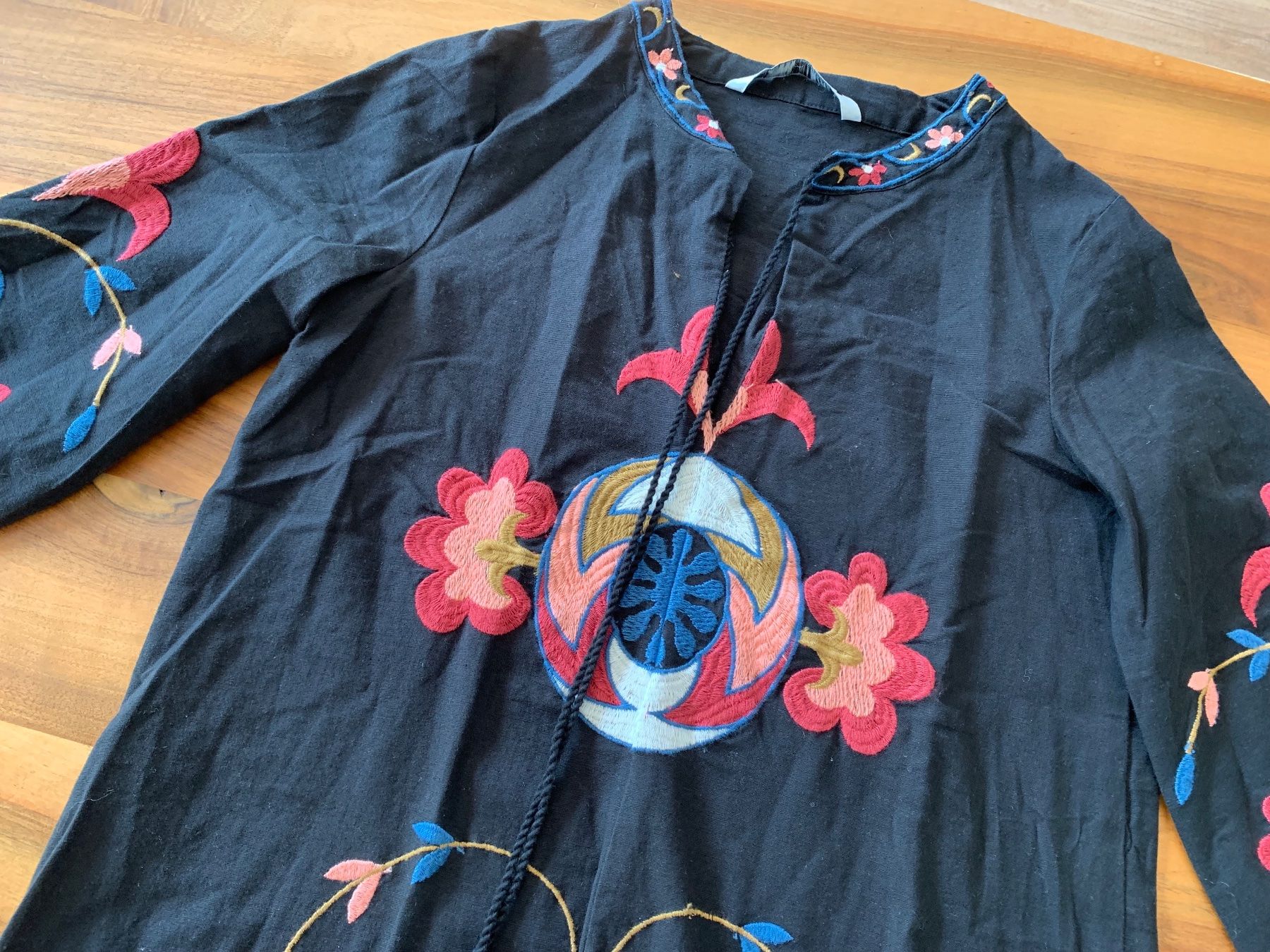 Zara Kleider: ZARA schwarzes Tunikakleid mit Stickerei Boho Gr. S – Neu (gemäss Beschreibung) aus Meiringen von snahhanssnah 2
