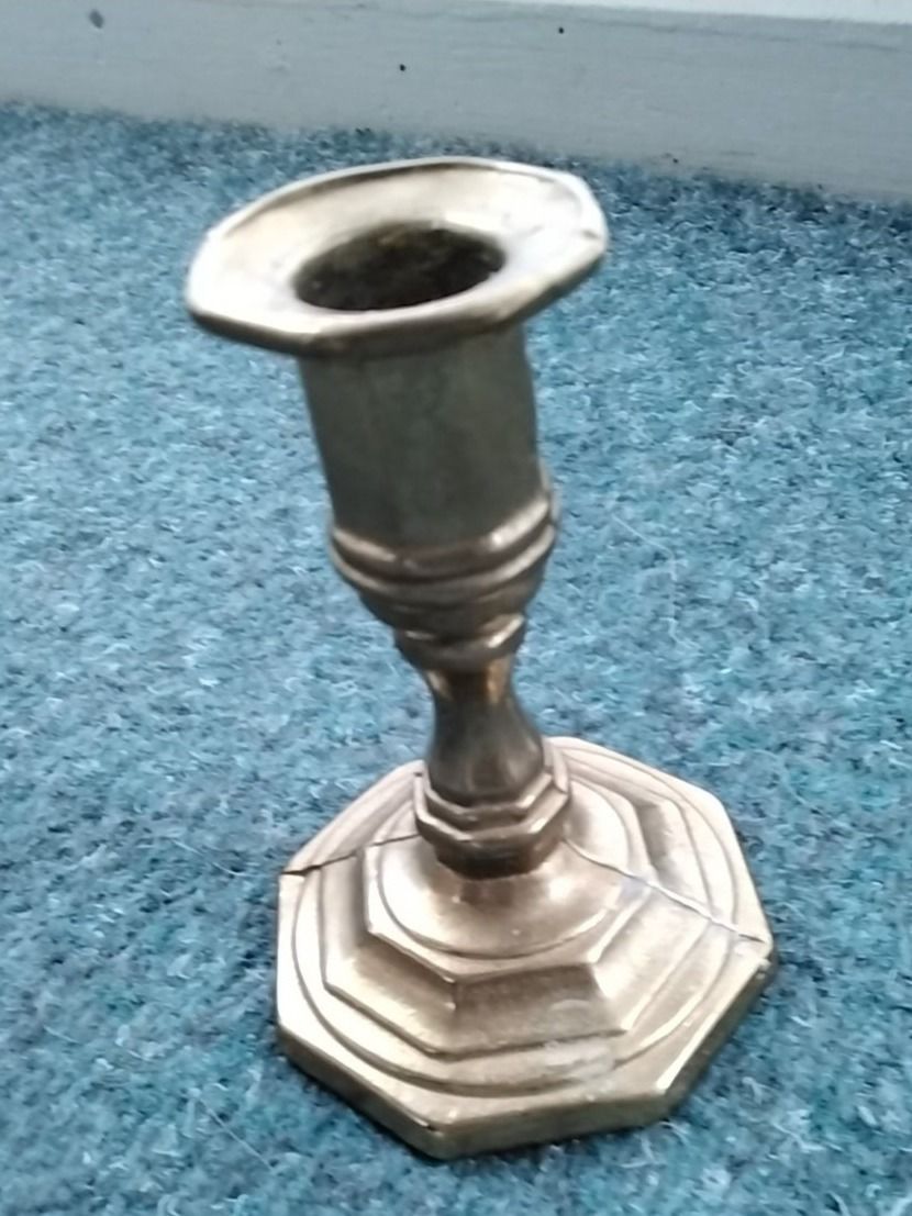 Portacandele: ANTIKER KERZENSTÄNDER MESSING CA. 11 CM – Usato da Biel/Bienne venduto da dasi3 1
