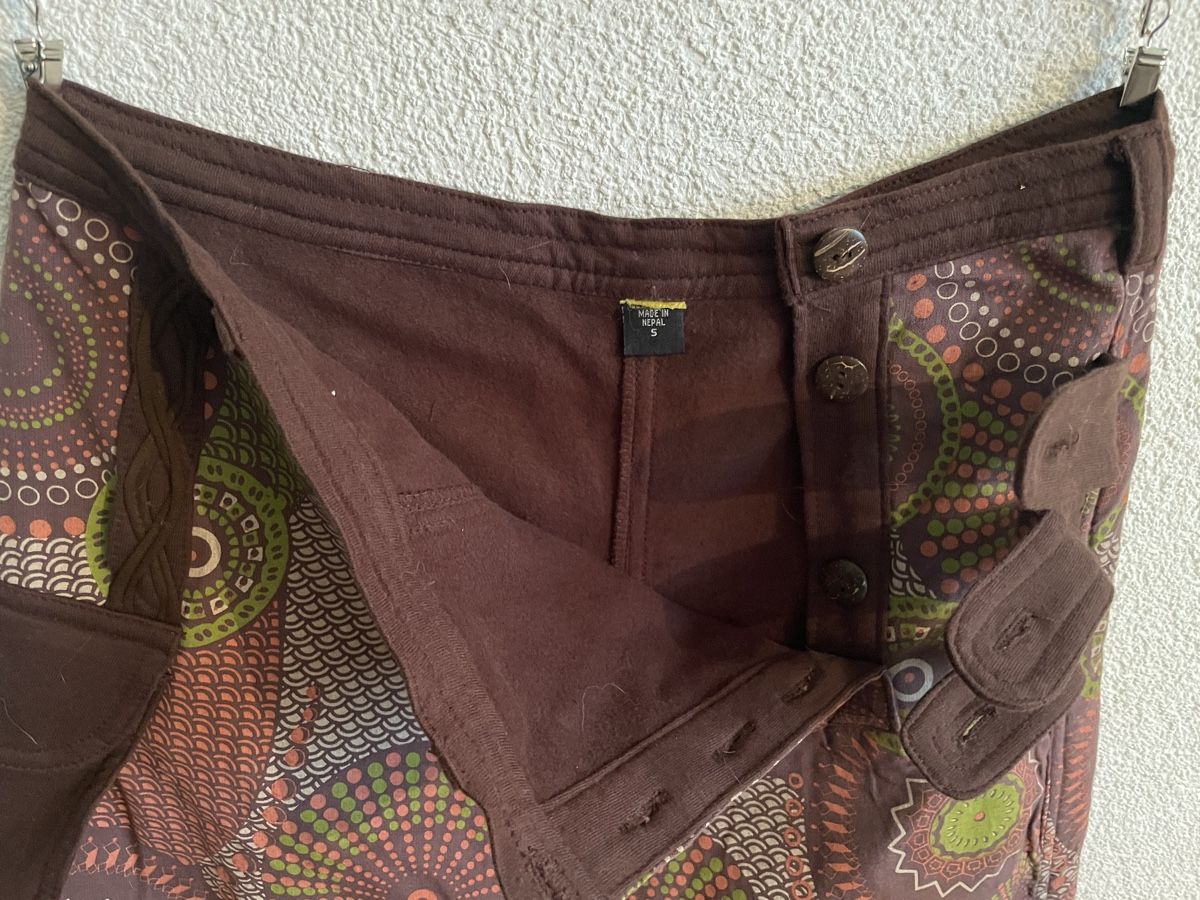 Pantaloni: Hosen – Usato da Büren an der Aare venduto da mii_57vx 1